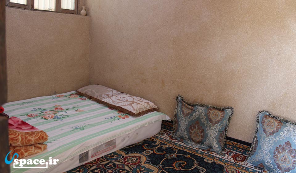 نمای داخلی اتاق اقامتگاه بوم گردی بادلا - قشم - روستای دهخدا